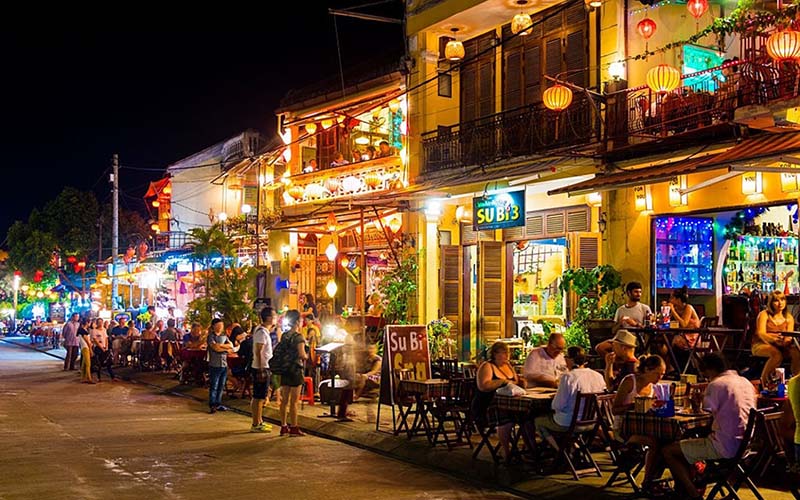 Hoi An Night Market: All You Need To Know Before You Go