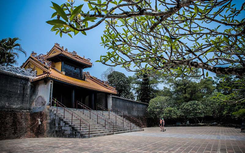 Tu Duc Tomb: The most beautiful tomb of the Nguyen Dynasty Tu Duc Tomb