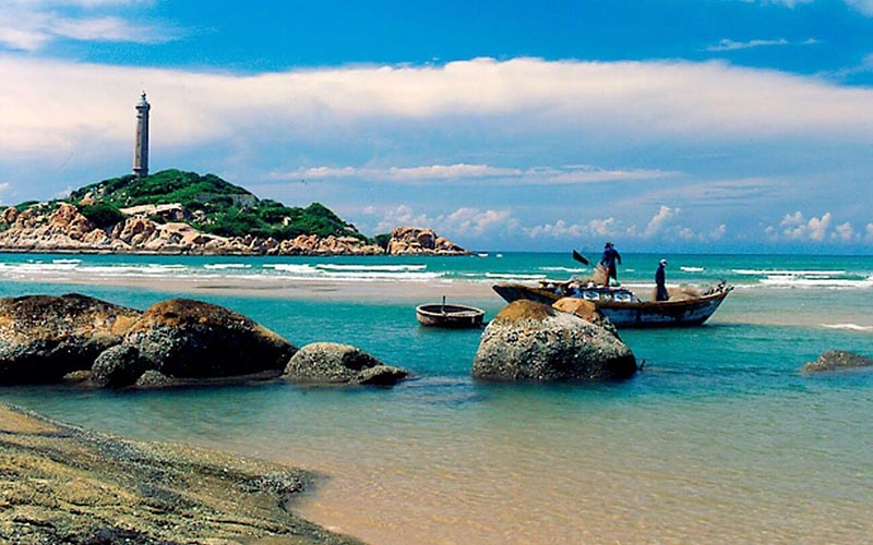 Thuan An beach